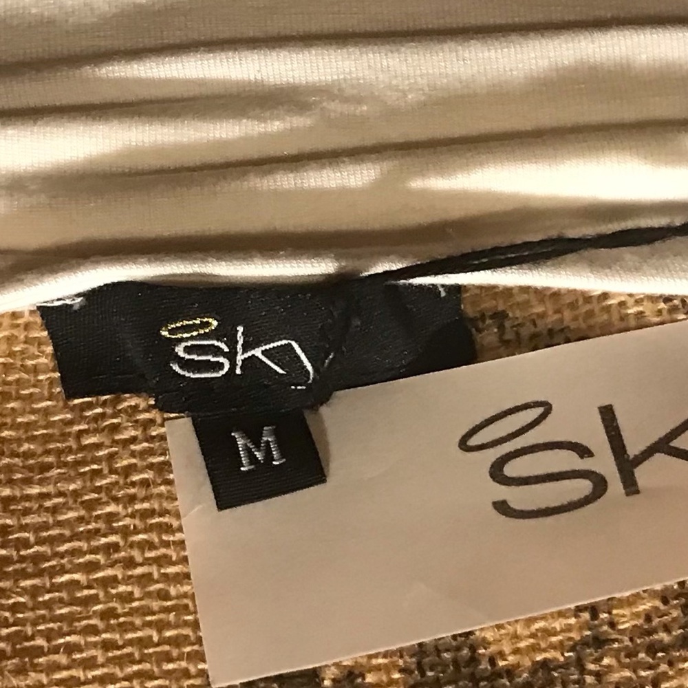 SKY Elegant Strapless Dress - Picture 3 of 14